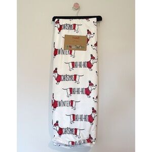 NWT Thro Dachshund Christmas Plush Blanket 50 x 70